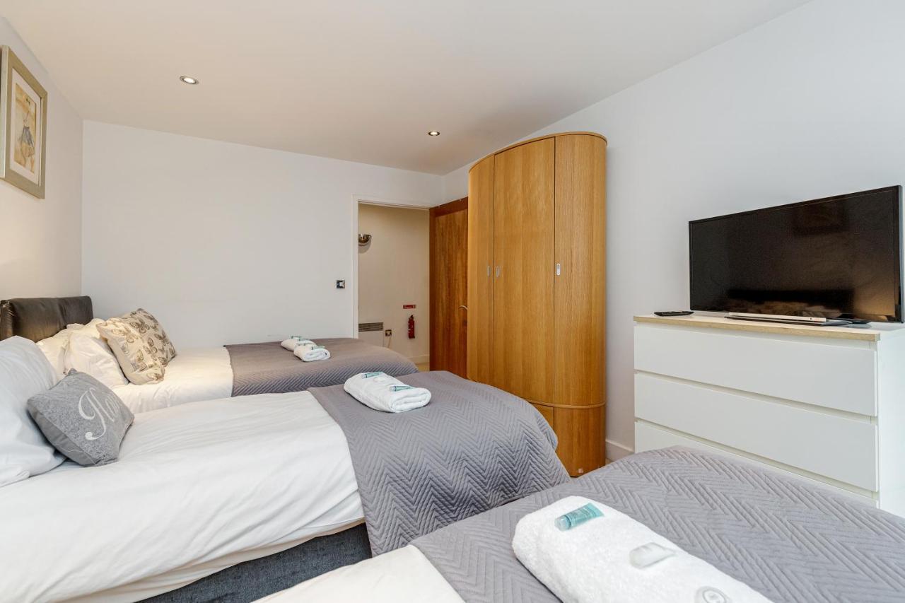 Premium Excel 3 & 2 Bedrooms * Londres