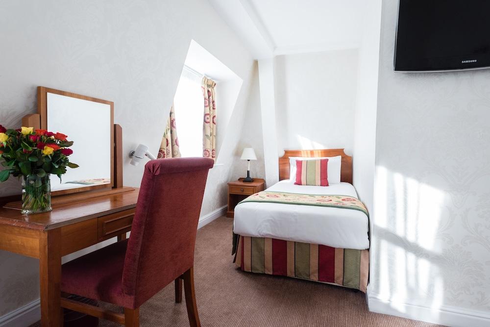 Byron 4* London