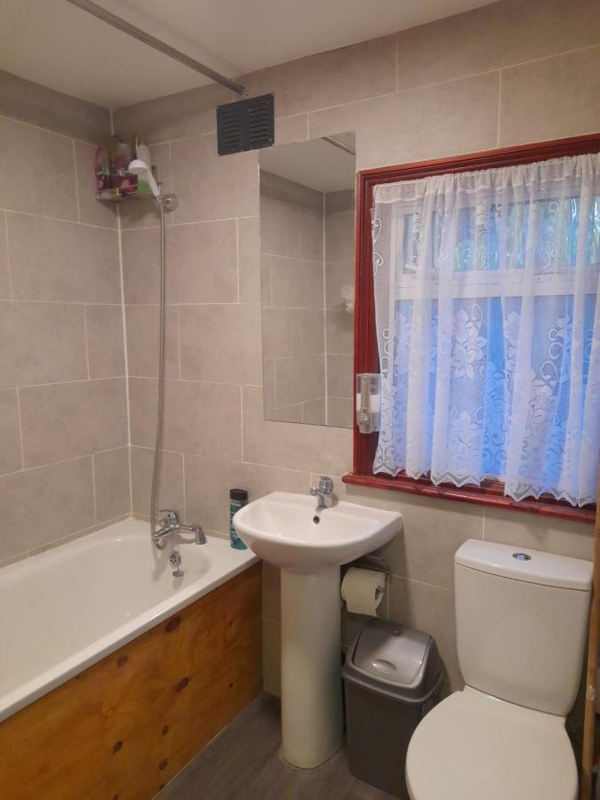 Bubblesbnb- 4 Bedroom House Feriehus