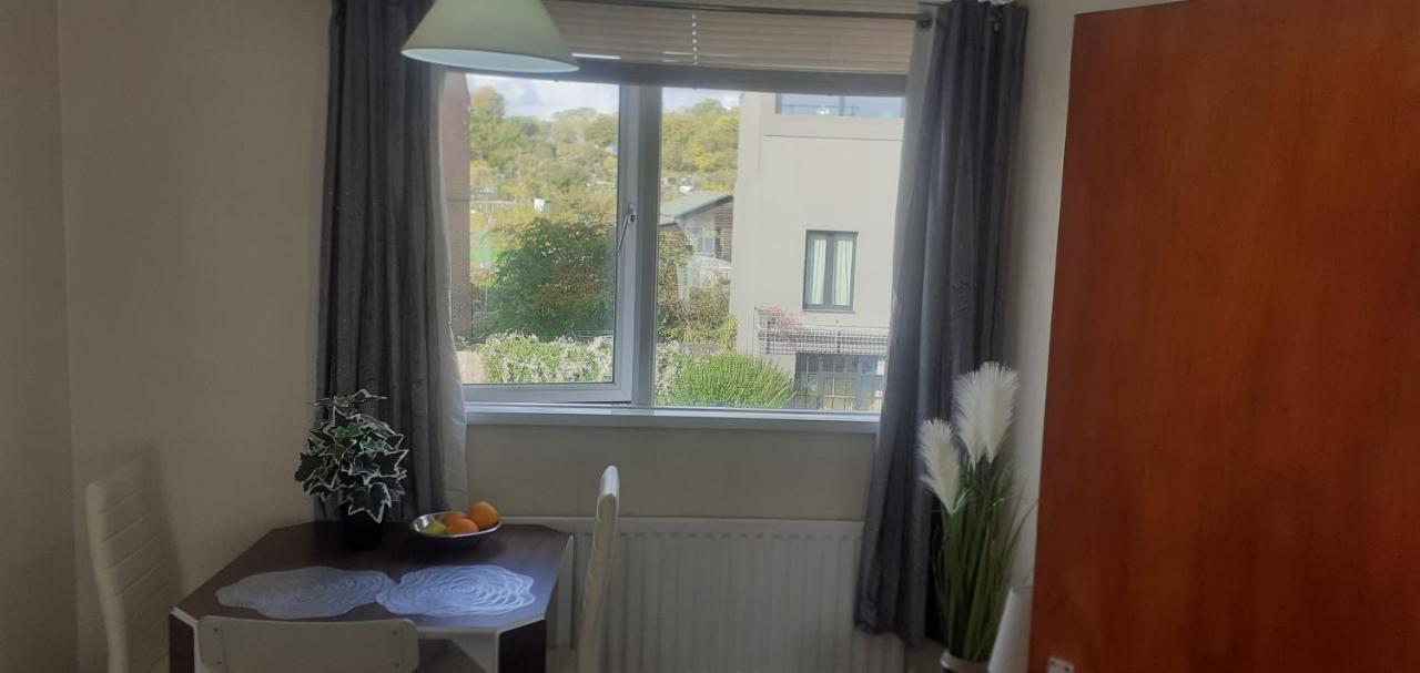 Beautiful Cosy 1bedroom In Apartment *