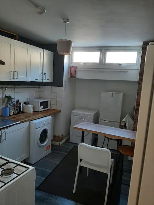Lovely Budget Double Ensuite In Bricklane * Londres