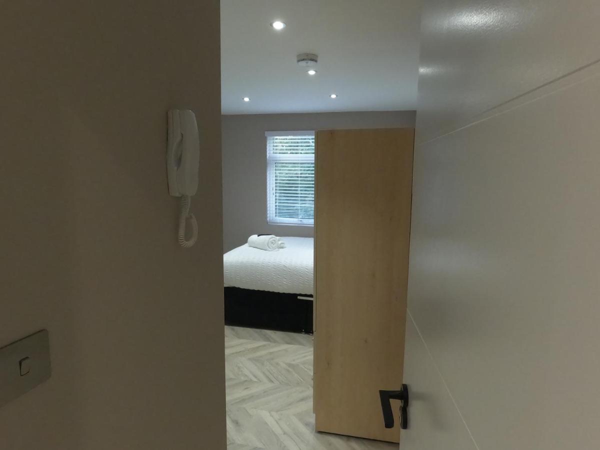 Lbt Ltd Homestay London