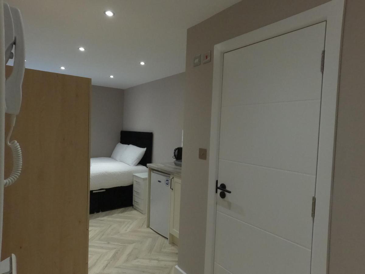 Lbt Ltd London
