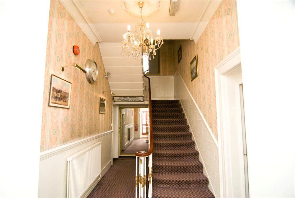 Hotel Pacific