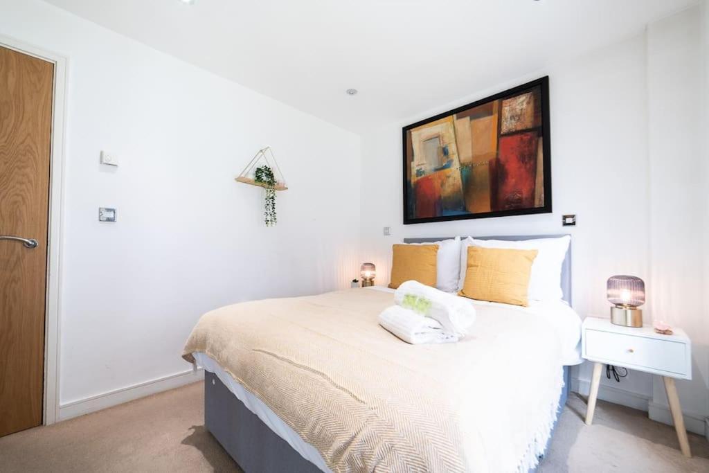 Liverpool St Shoreditch Terrace Apartment