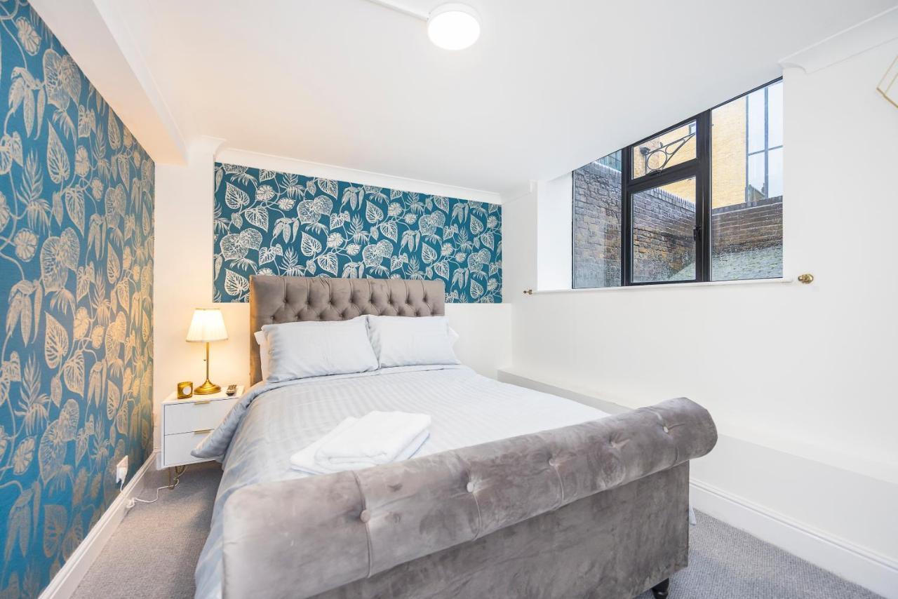 Appartement Docklands Wharf Apartments, Near O2 And Excel Londen