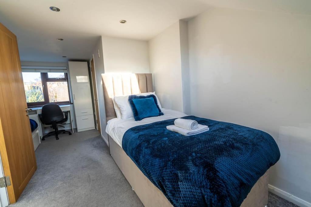Cosy 3 Bedroom House In The Heart Of Brick Lane! Londen