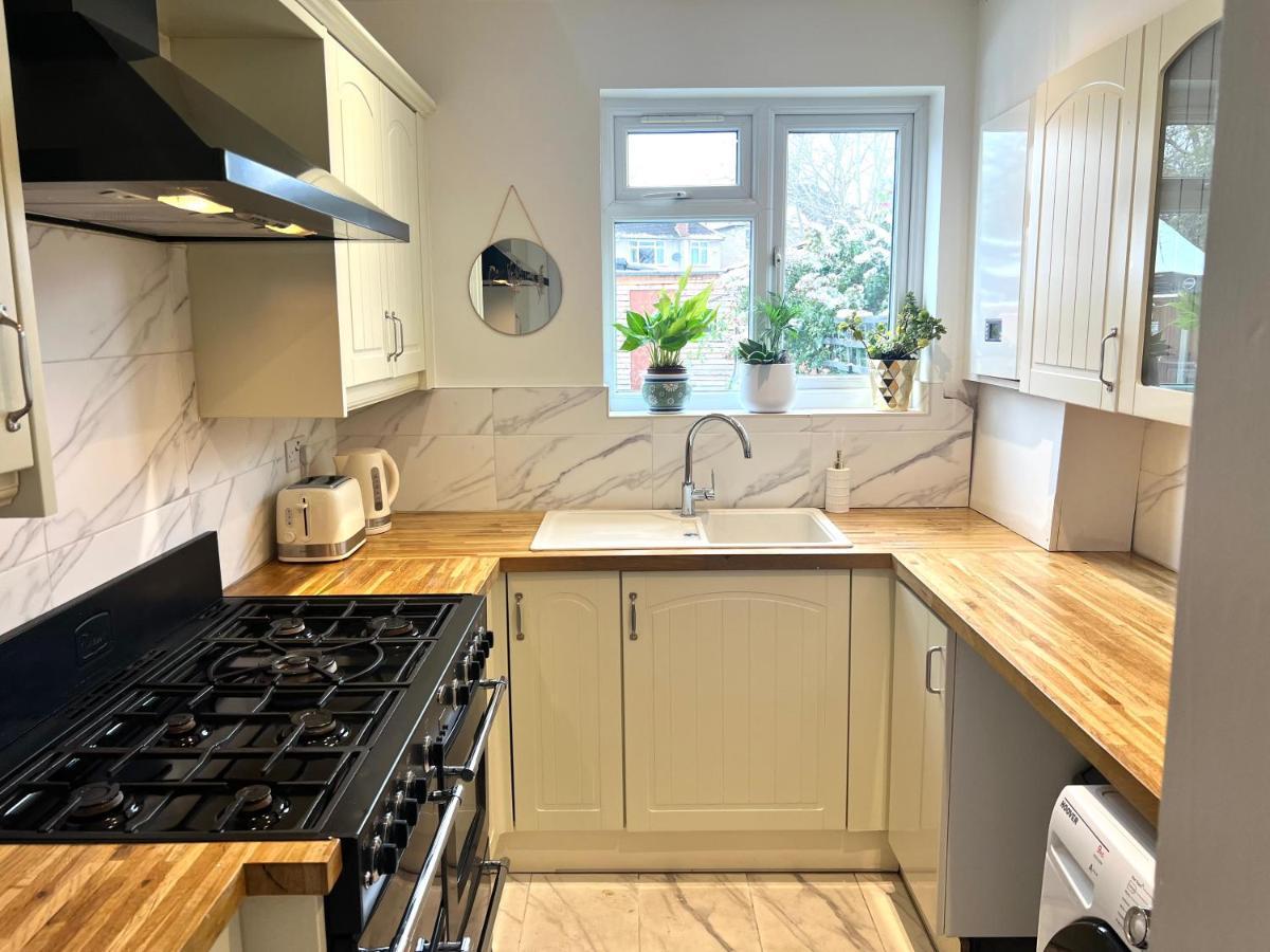 Modern Double With Fire Tv London