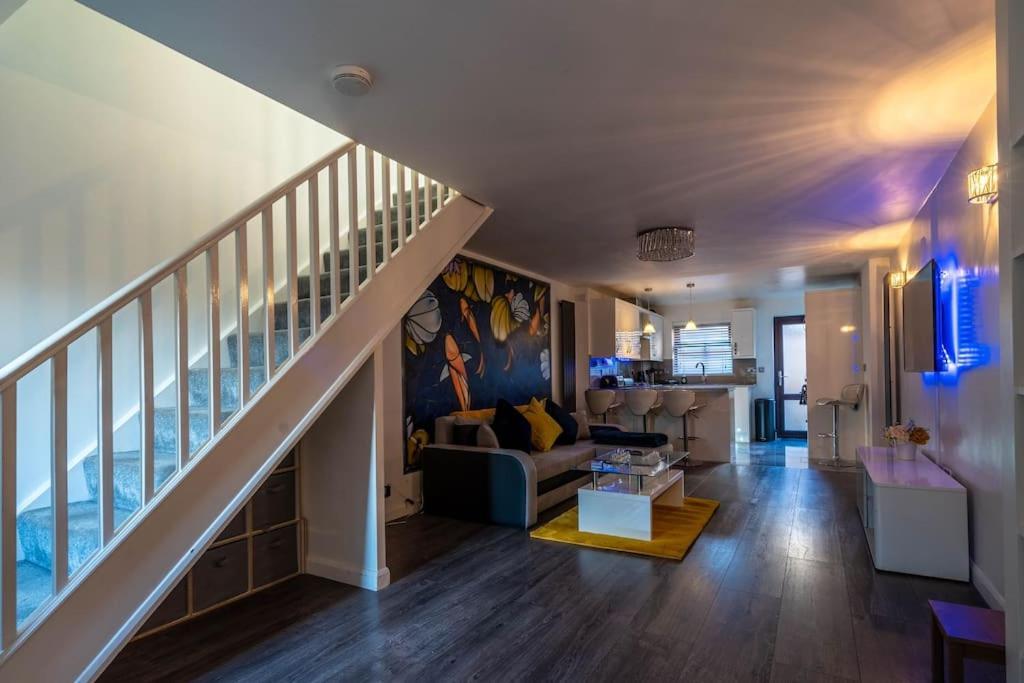 Appartement Cosy 3 Bedroom House In The Heart Of Brick Lane! Londen