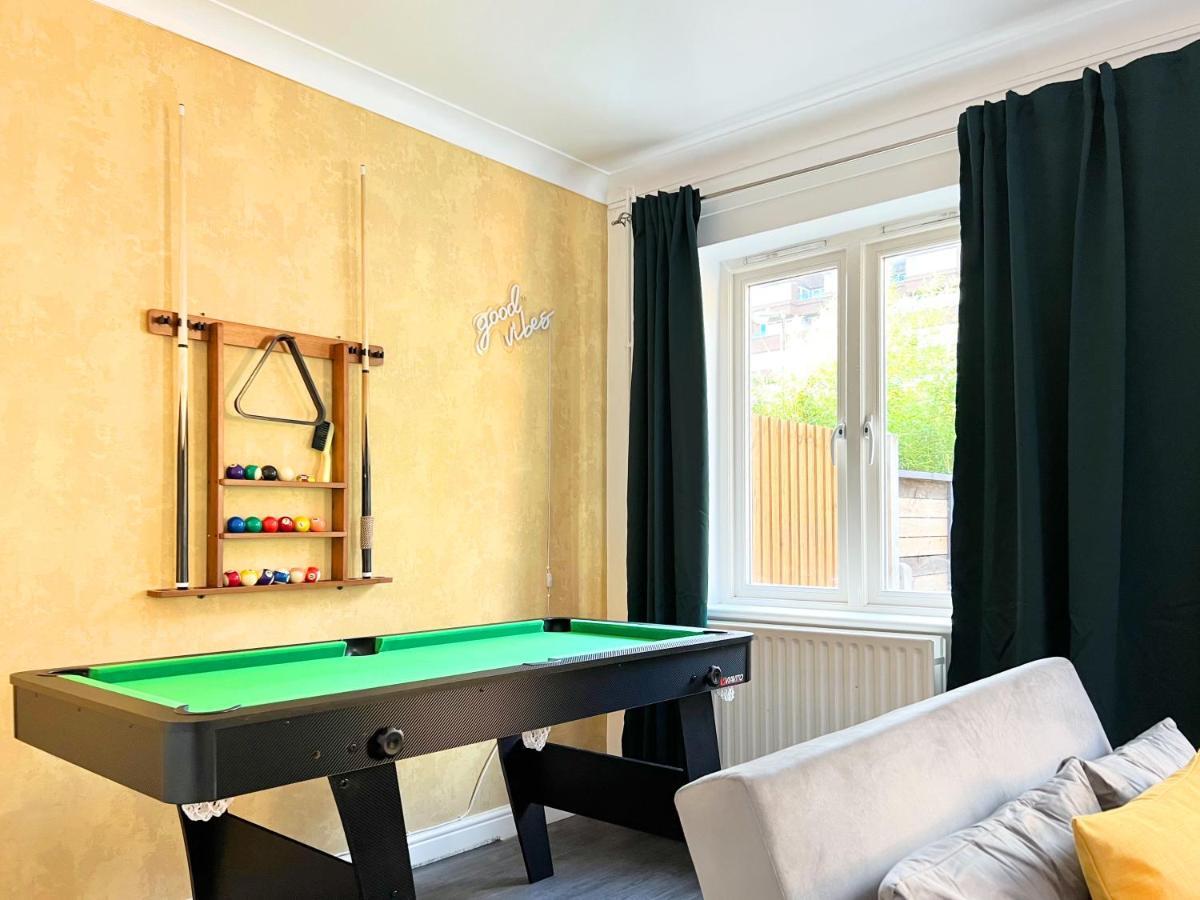 Apartment Last-minute Offers L Exclusive Deals On 2 Double Bedrooms - Weekly & Monthly - Sleeps 6 Lhofin Short Lets & Serviced *