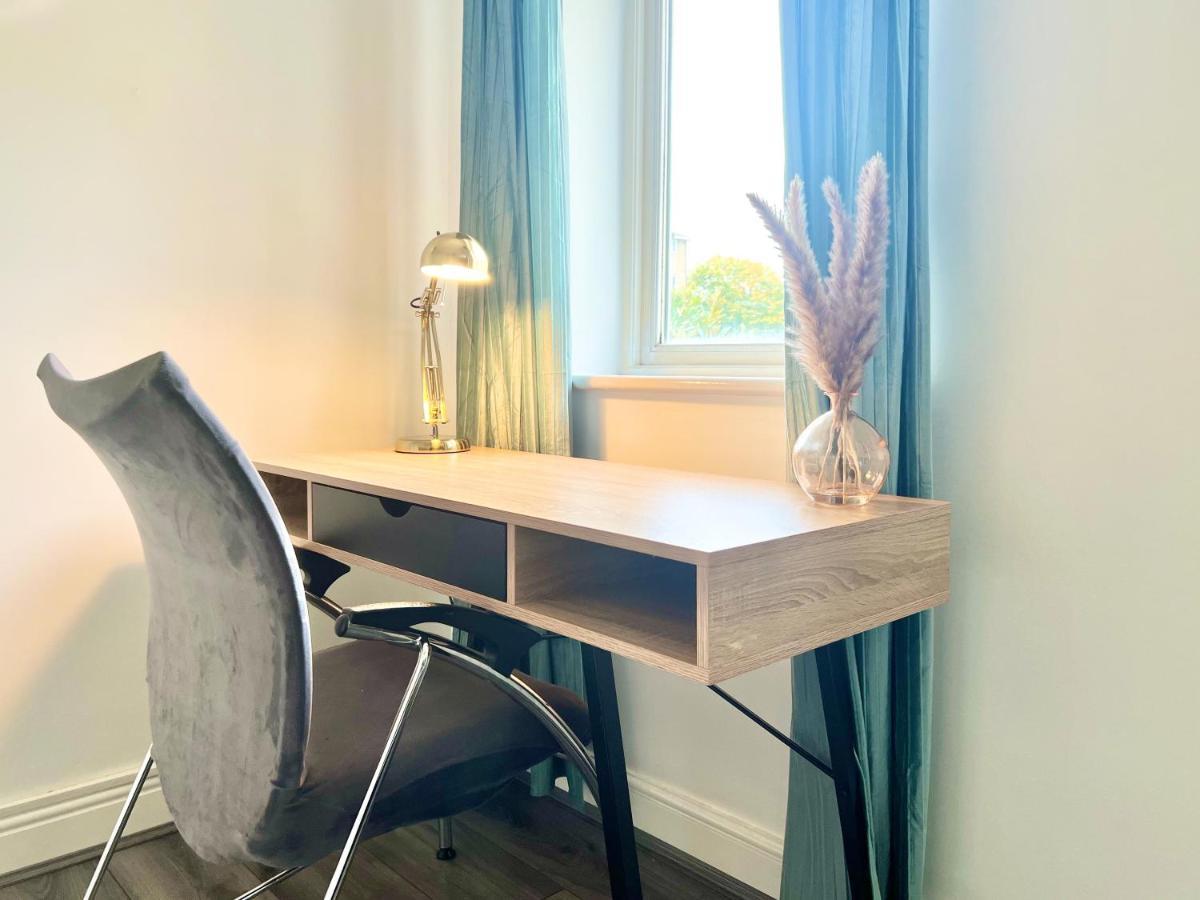 Last-minute Offers L Exclusive Deals On 2 Double Bedrooms - Weekly & Monthly - Sleeps 6 Lhofin Short Lets & Serviced * London