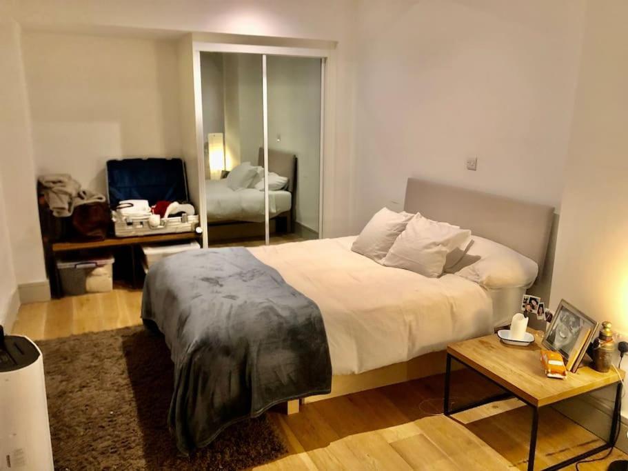 Cheviot House Apartment