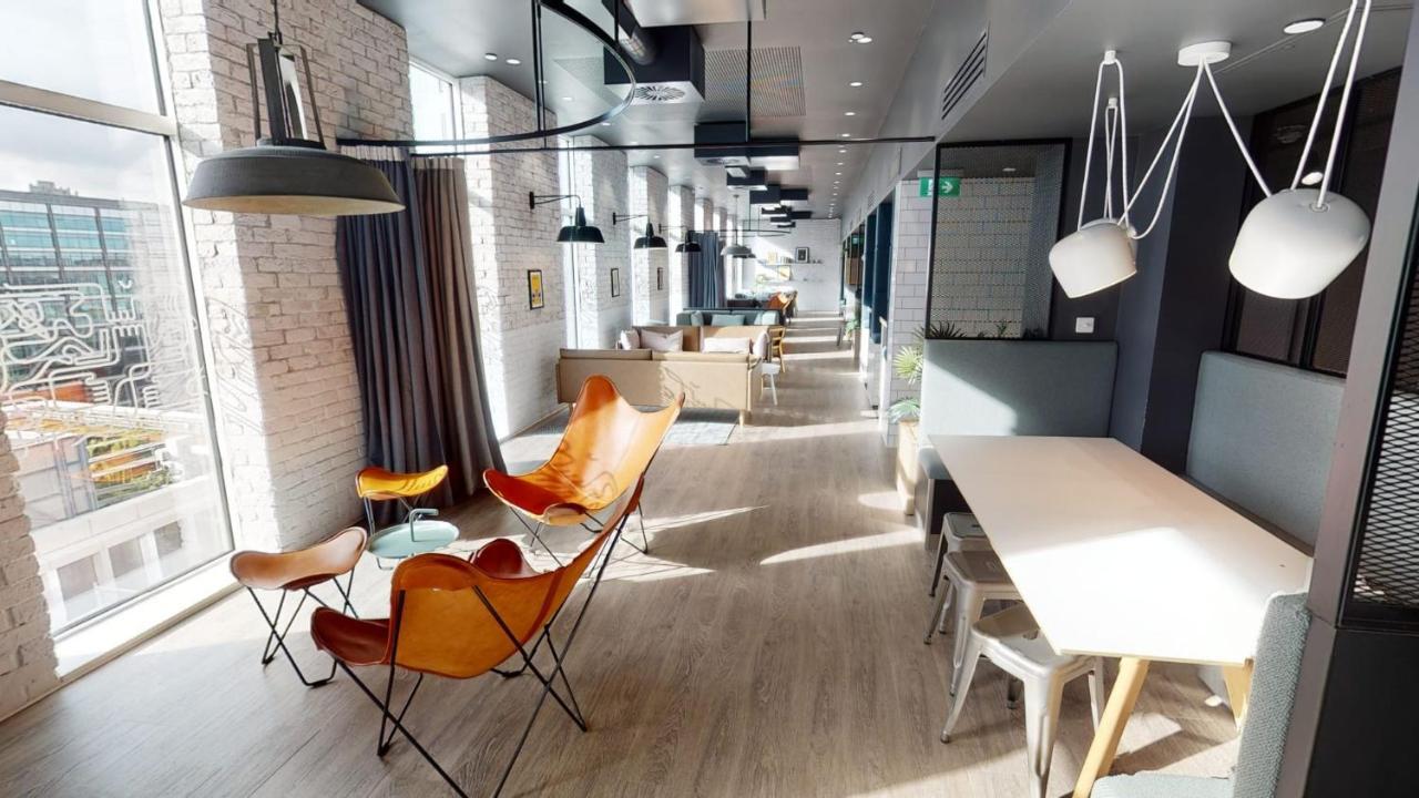 For Students Only - Iq Shoreditch In London * Londen