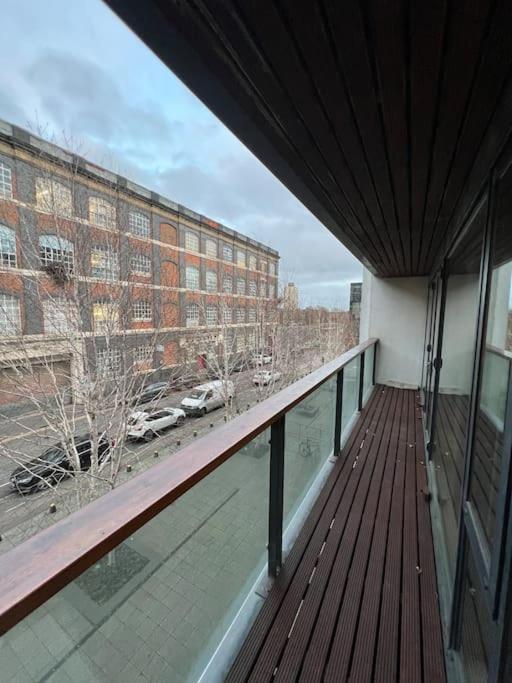 2bed Stratford With Easy Access To London, O2, Excel, Parking Nearby Apartment