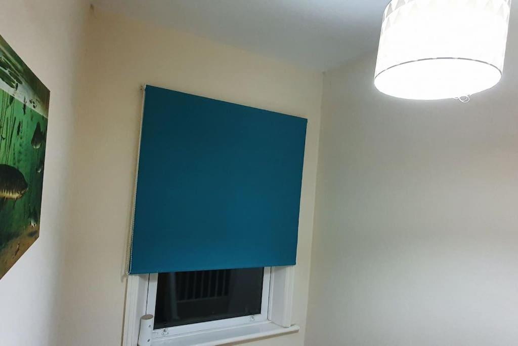 2 Bedroom Flat In Lewisham Sleep 8 Guest Londen