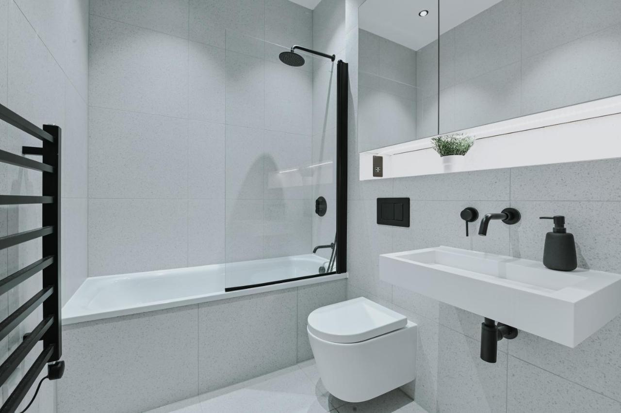 Khayat Homes - Kings - Three Bed Londen