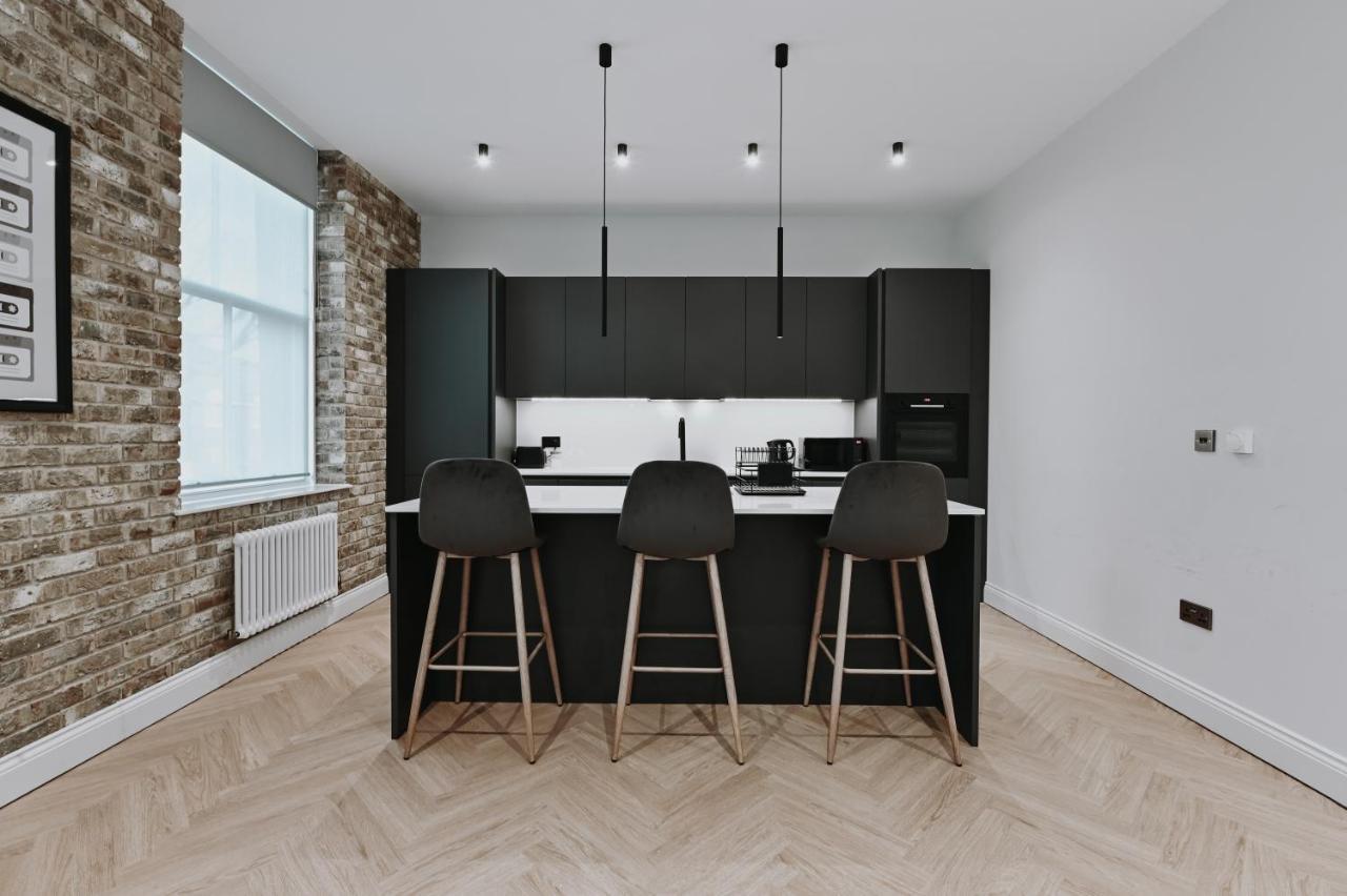 Khayat Homes - Kings - Three Bed * Londen