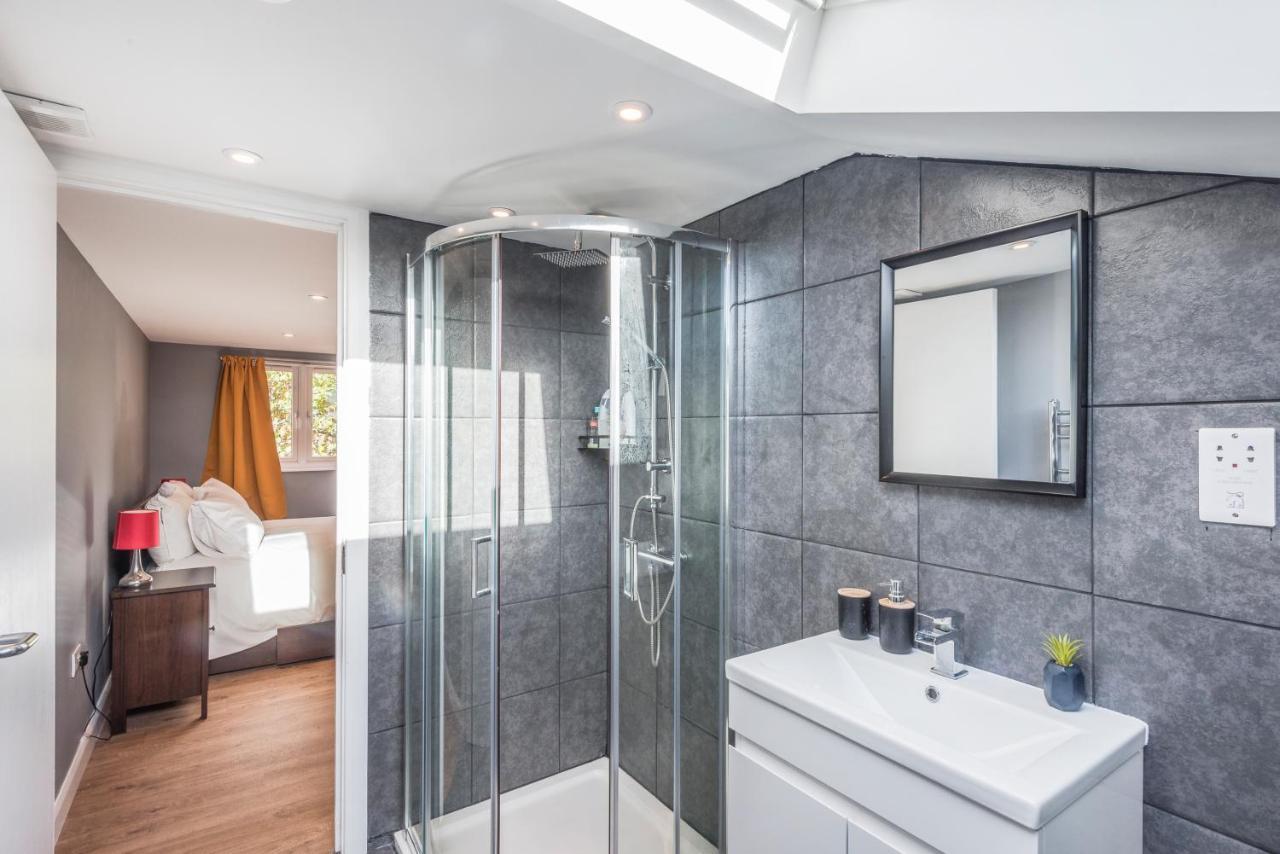 Feriehus Spacious 4 Bed House Near Greenwich