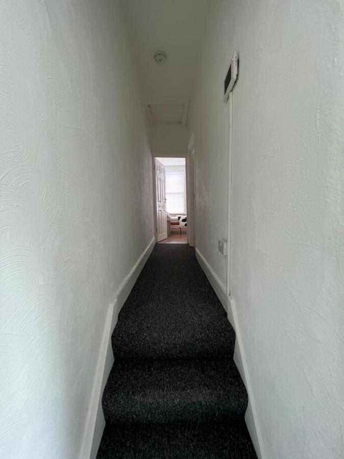 Private In Victorian House, Forest Hill, Guest house *