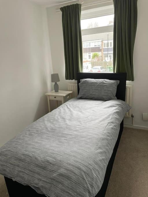Xxxxxxxxxxxxxxx Apartment *