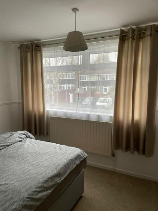 Xxxxxxxxxxxxxxx Apartment