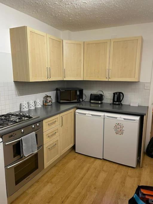 Apartment Xxxxxxxxxxxxxxx *