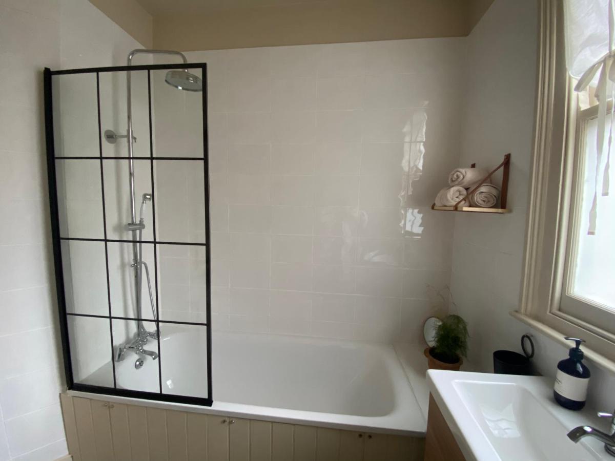 Apartment Stylish Apt Excel Olympic Close To Station