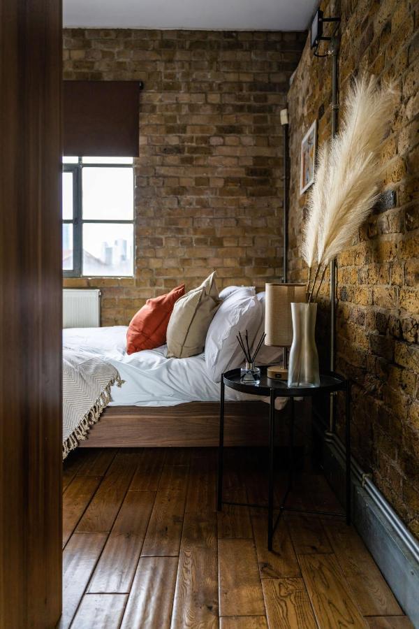 Livestay-fabulous Three Bed Warehouse Conversion London