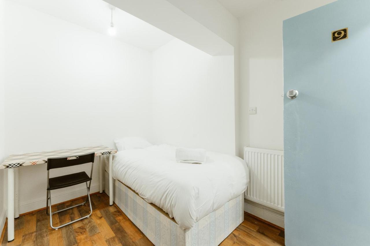 Pensión Upton Park Bedrooms 25 Min To Londres