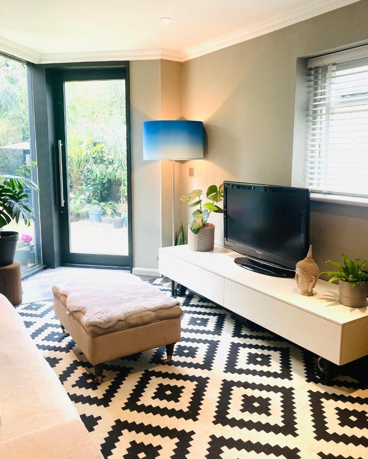 Leilighet Stunning 1 Bed Garden
