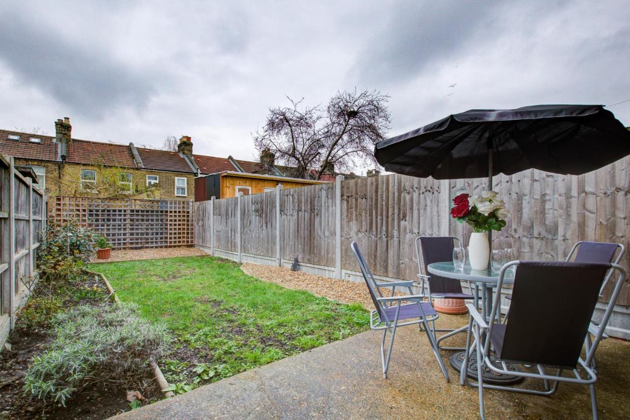 Statera - 2-bed House In Stratford Feriehus *
