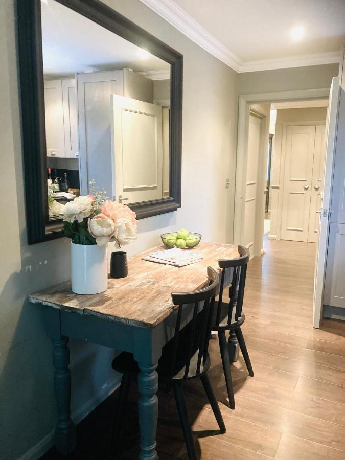 Stunning 1 Bed Garden Leilighet London