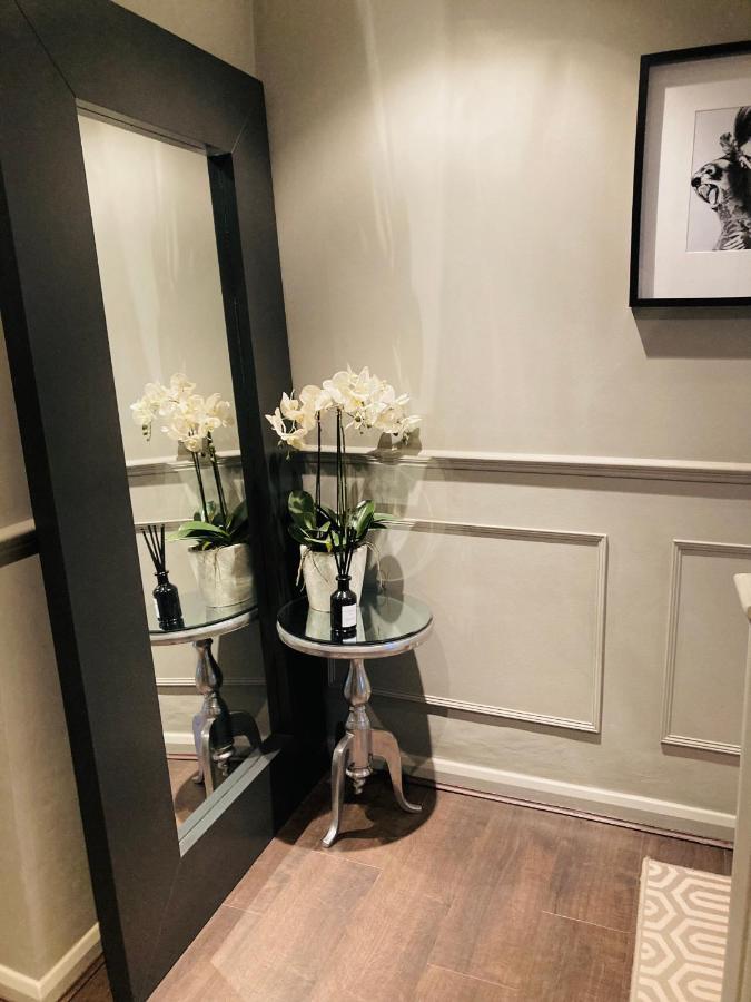 Stunning 1 Bed Garden Leilighet *