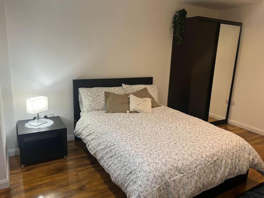 Apartment Perfect For Families And Friends - 2 Bedroom In - Peckham London