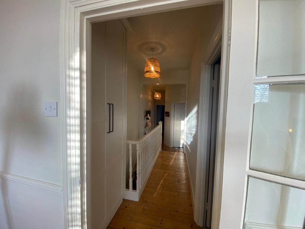 Stylish Apt Excel Olympic Close To Station London