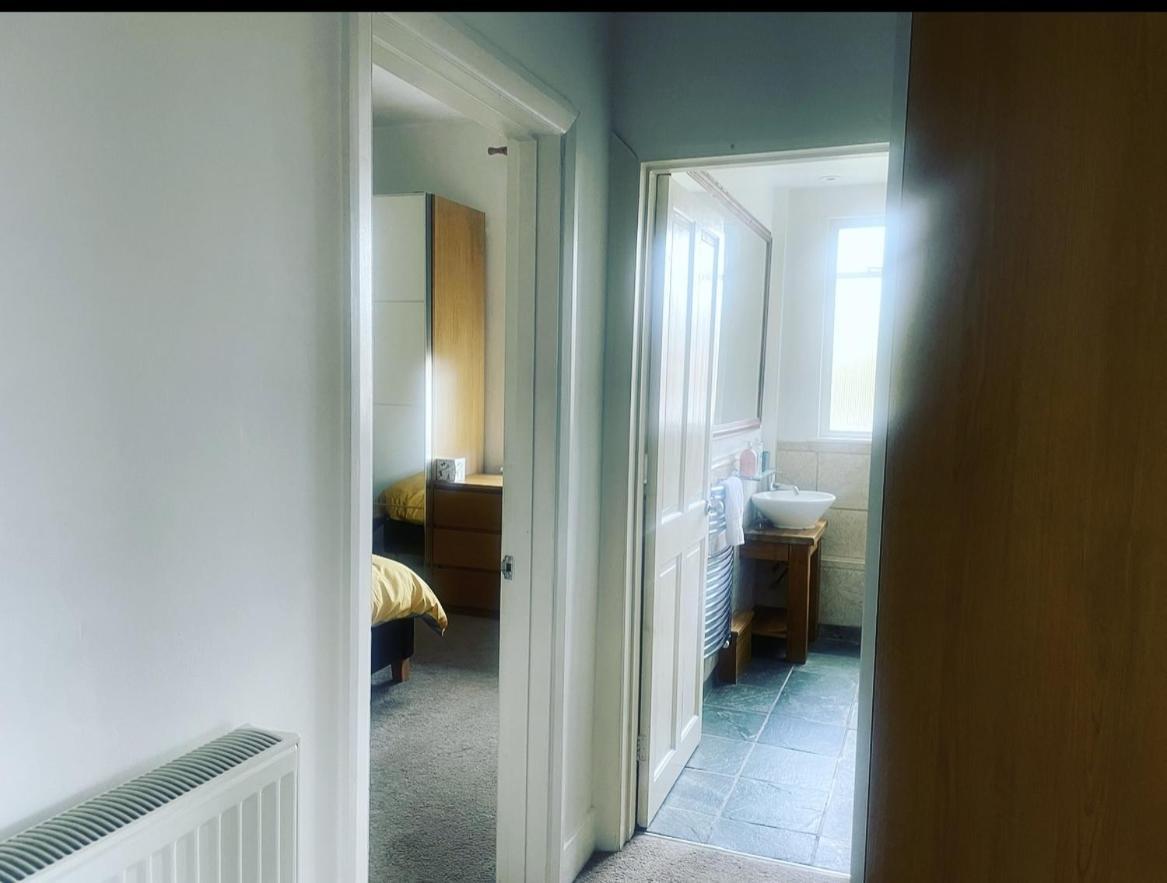 Apartamento Luxury 1-bed With Stunning Views Perfect For Short In Londres