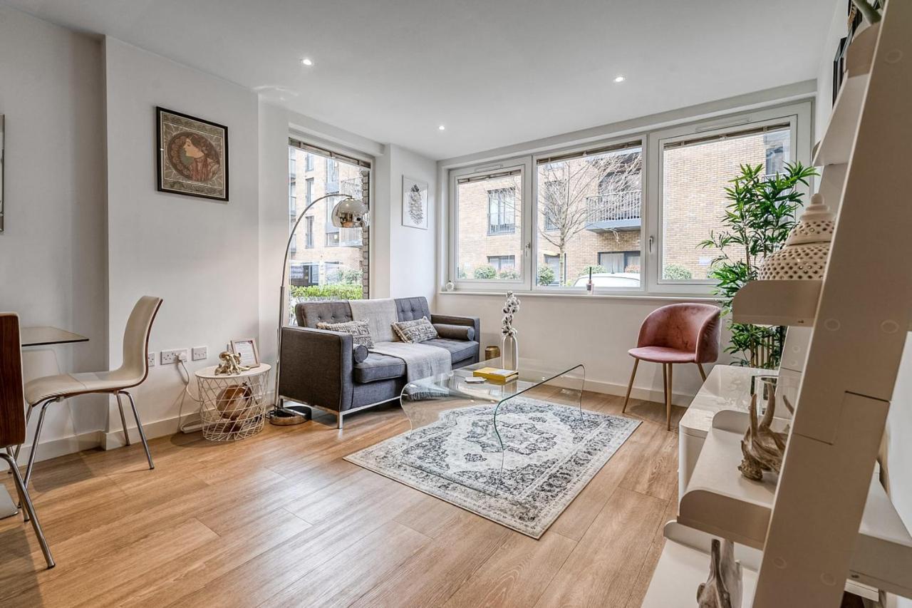 Appartement Modern Surrey Quays Flat