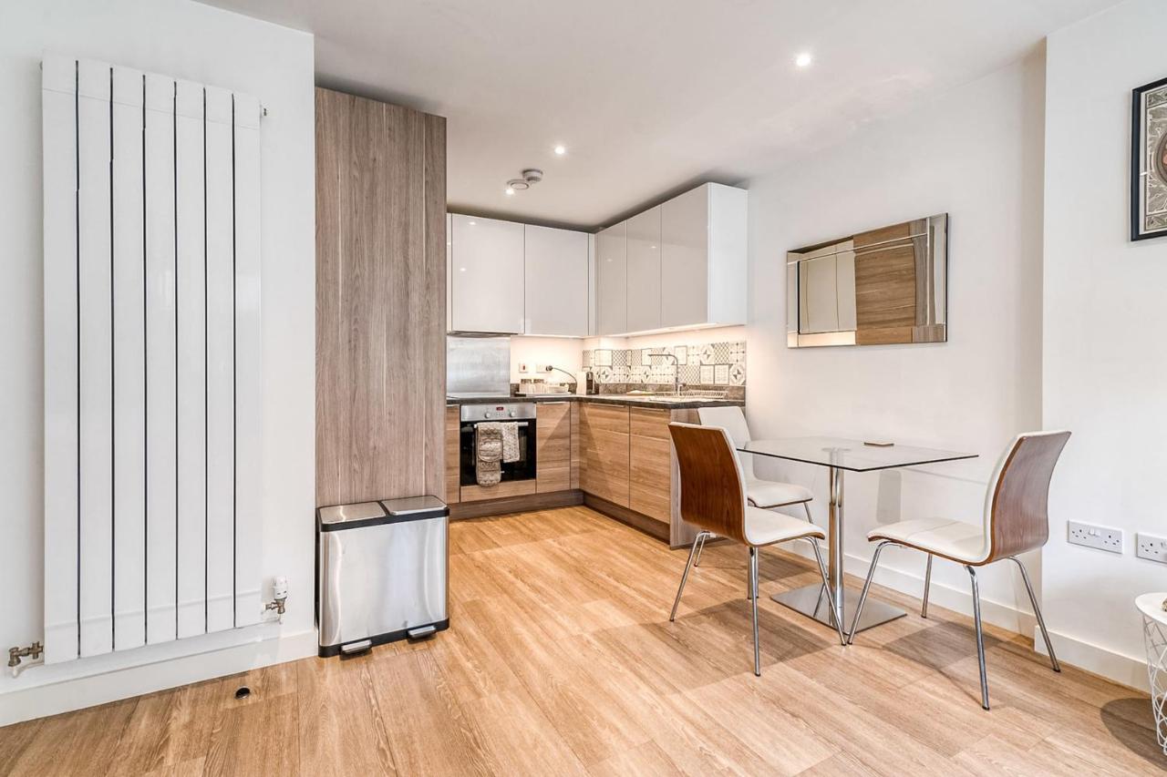 Appartement Modern Surrey Quays Flat *