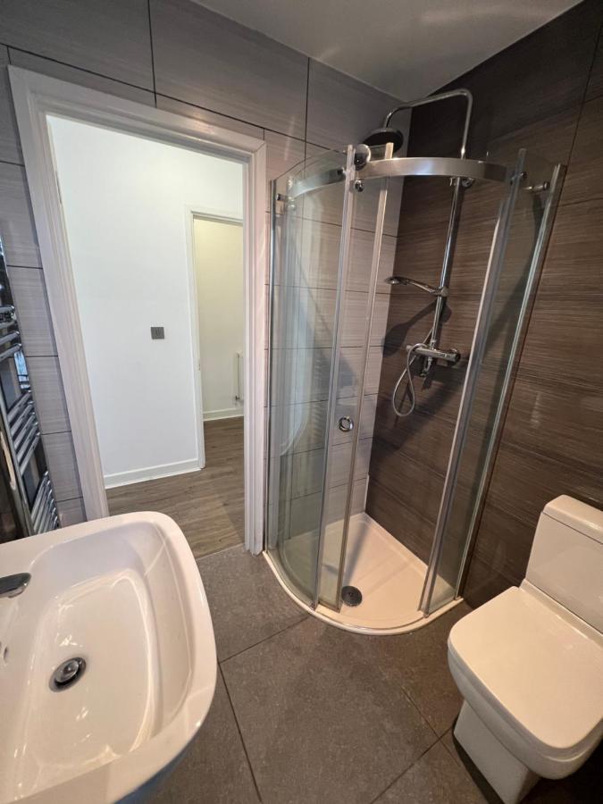 3bed Flat 3wc And Great Location Near Excel City Airport O2 And Canning Town Station * London