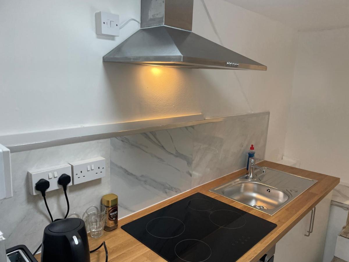 Plough Way Flat Apartment London