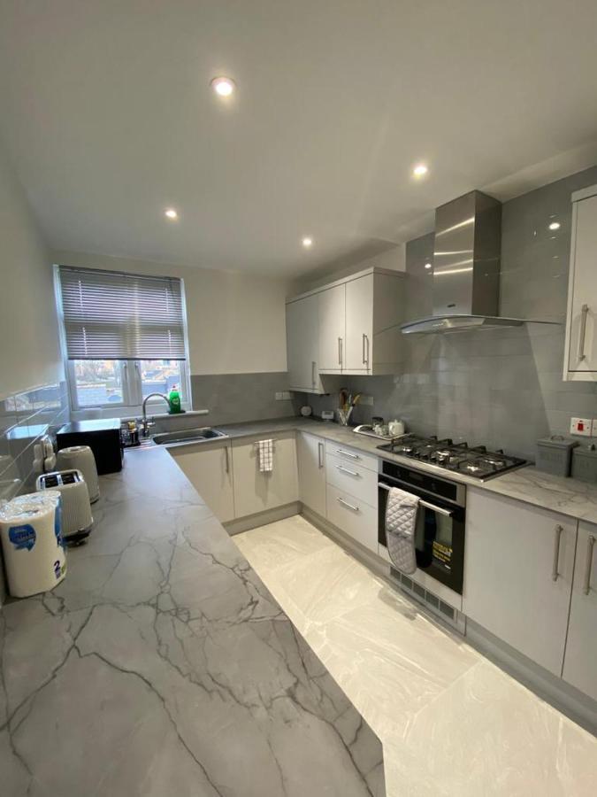 2 Bedroom * London