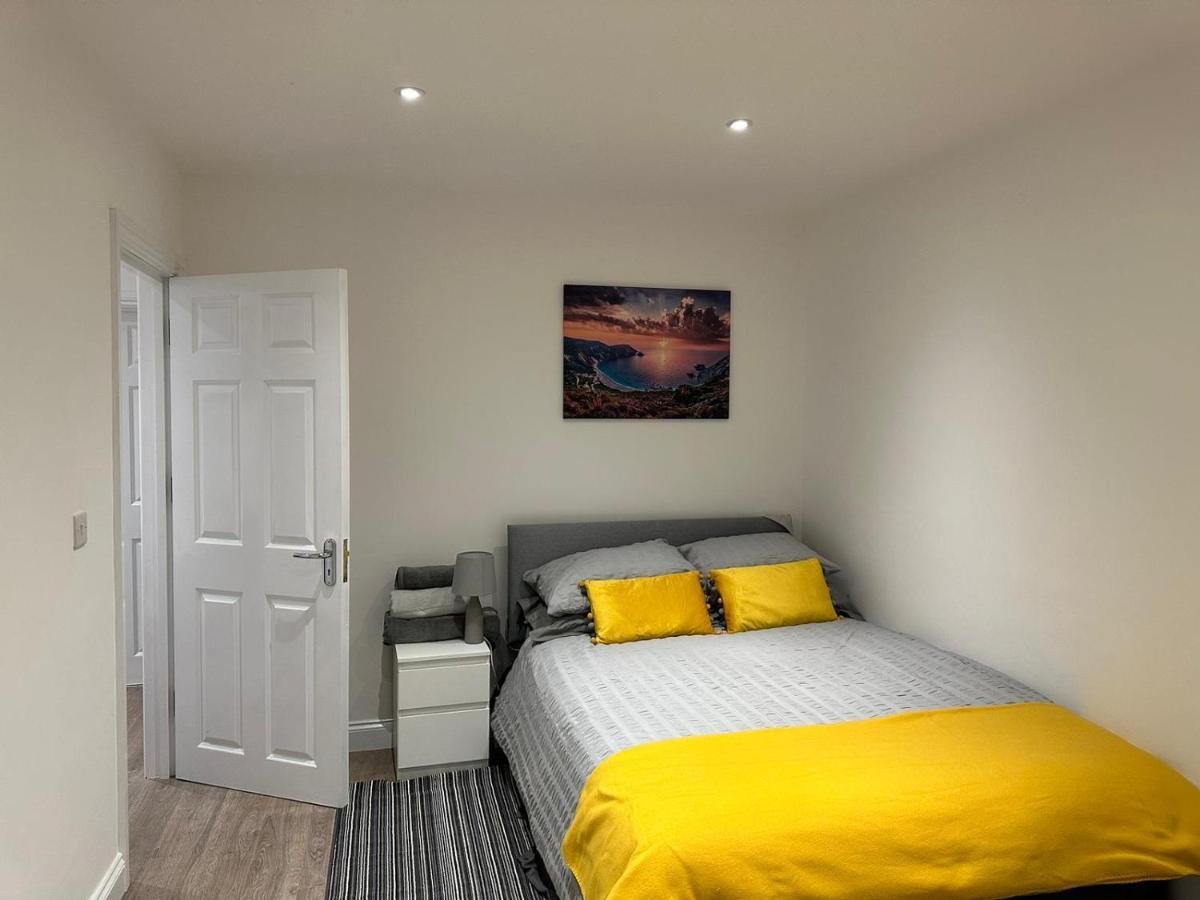 Apartment 2 Bedroom London