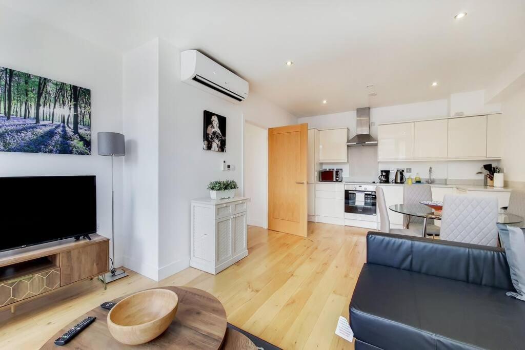 Apartamento Br6 - Beautiful 1 Bed Flat In Heart Of Borough *