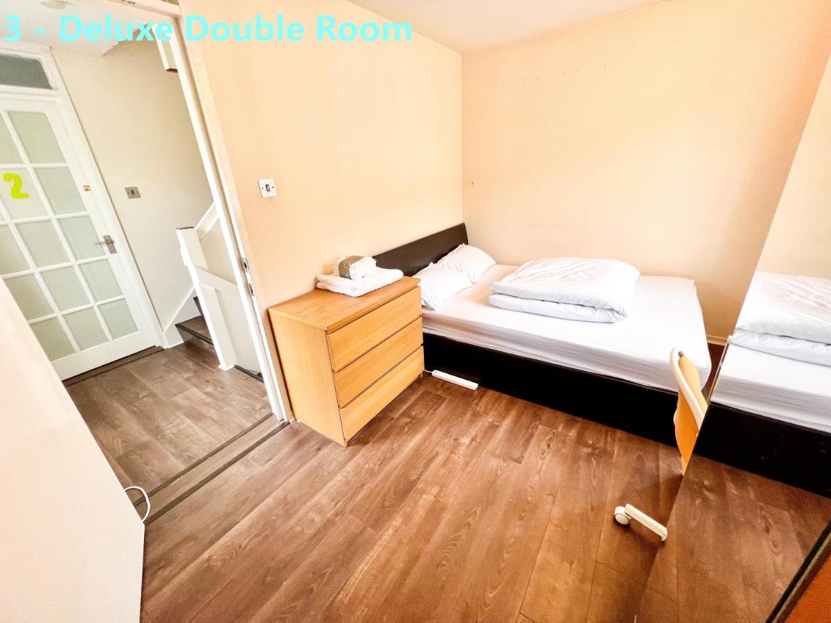 Palace - Excellent In Zone 1 * London