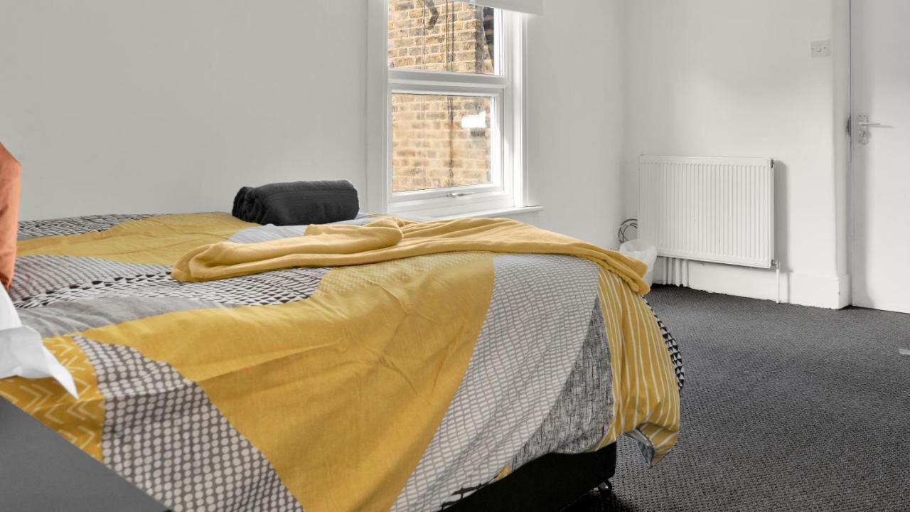 Vakantiehuis Livestay-4 Bed 2 Bath House With Private Garden