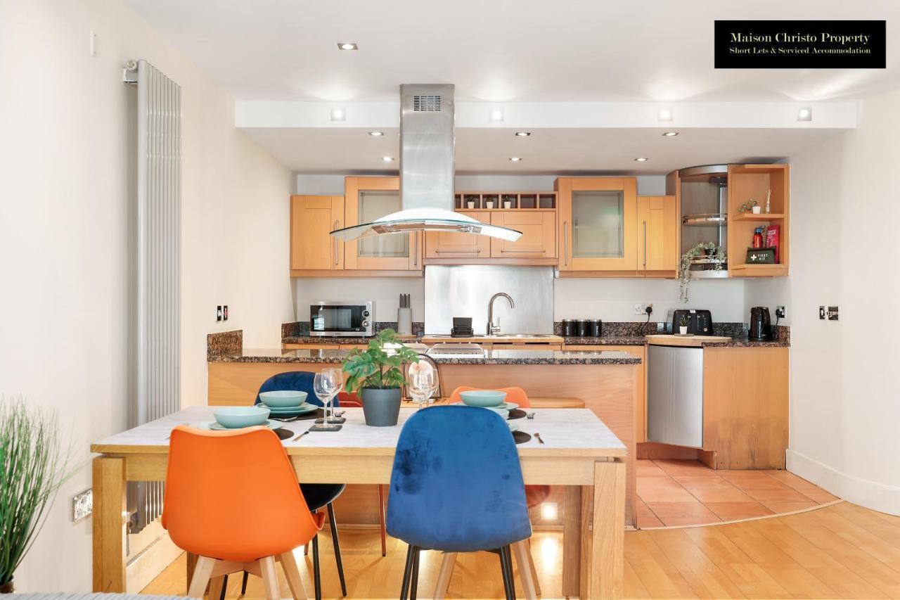 Weekly Or Monthly Stays, London, Canary Wharf - Sleeps 6- 2bedroom, Free Parking, Serviced By Maison Christo Londen