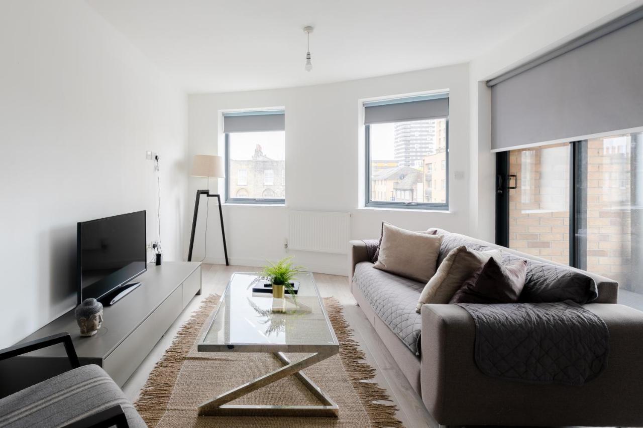 Aldgate Apartment