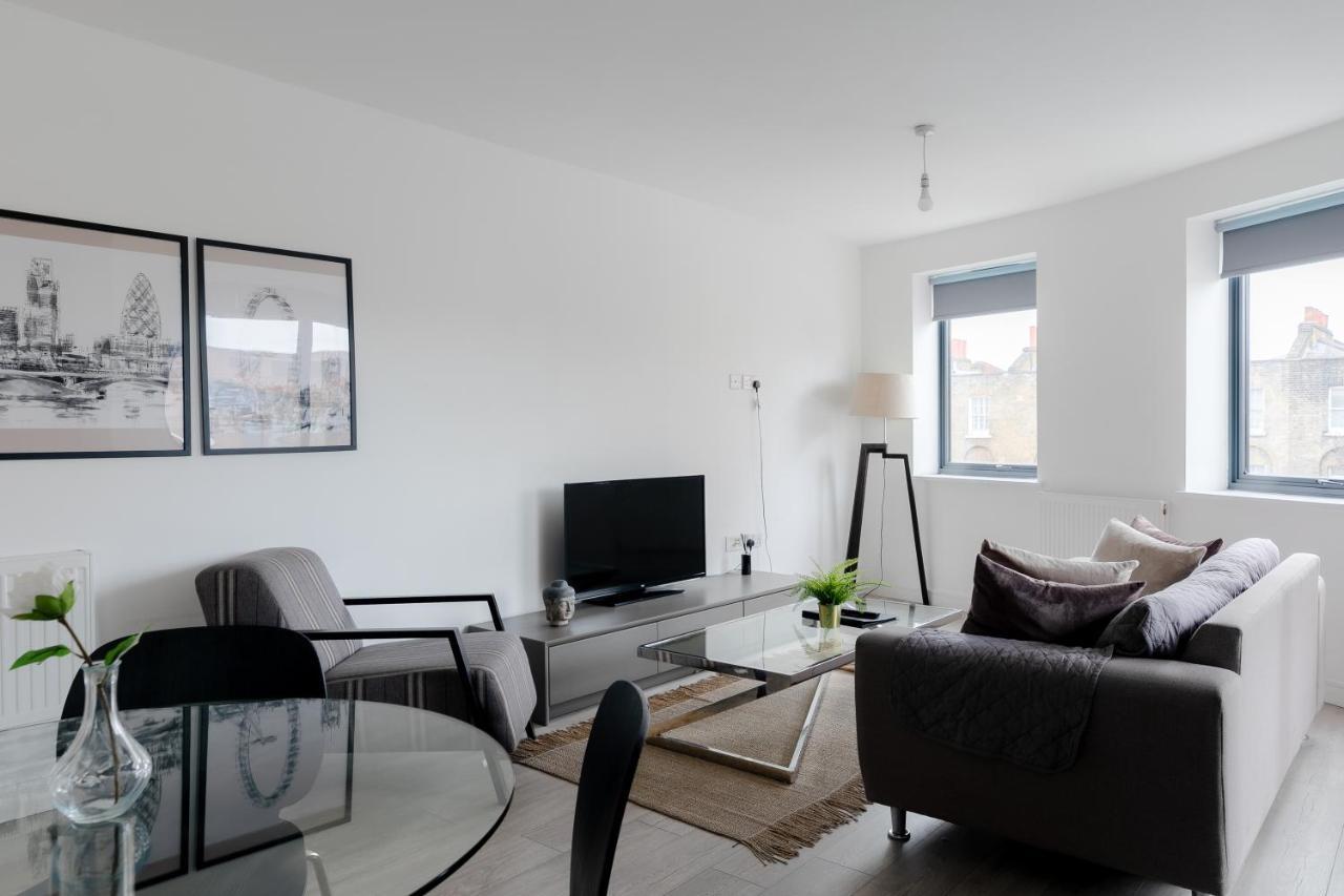 Apartment Aldgate London