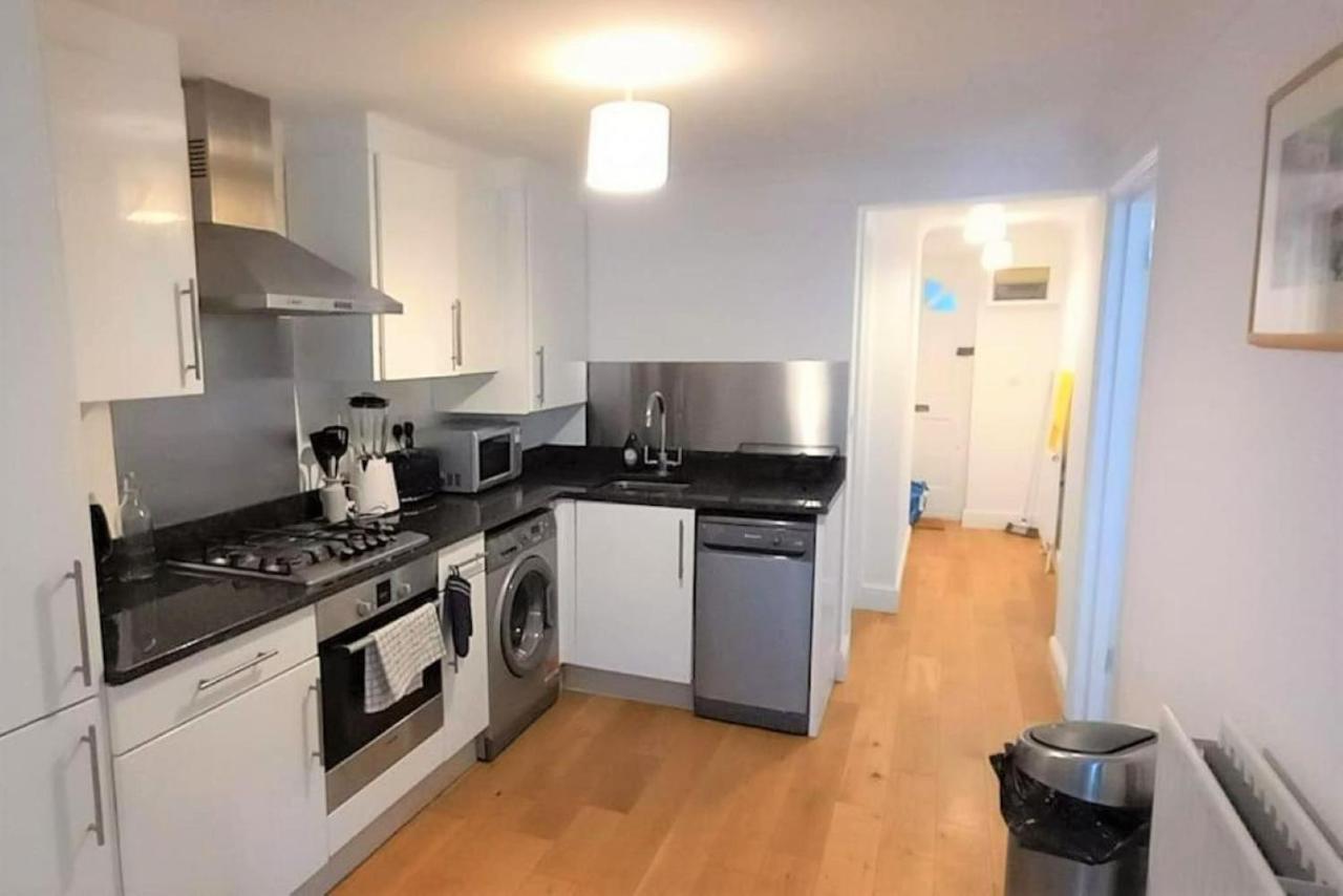 2 Bedroom Victorian Garden Flat