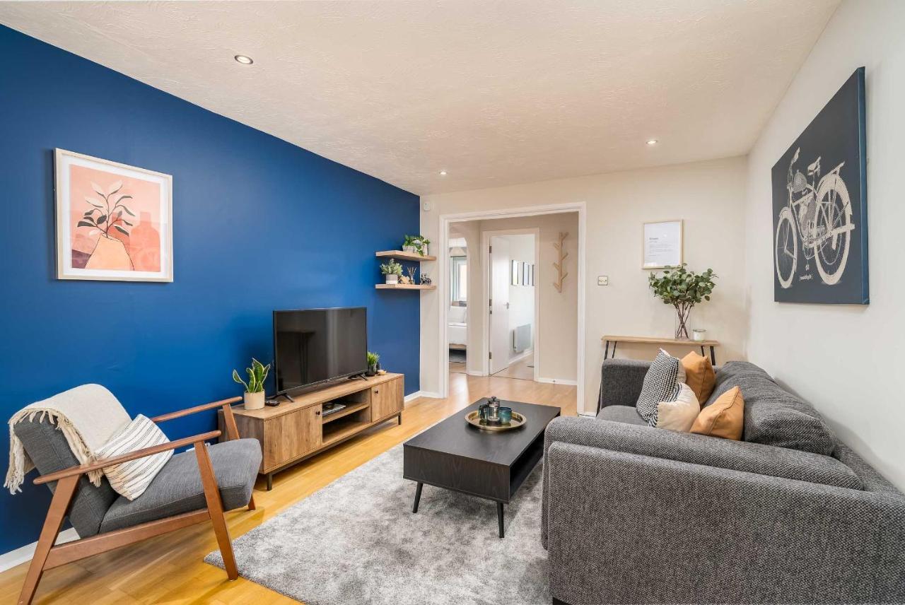 Apartment Homely And Stylish Bermondsey With Parking